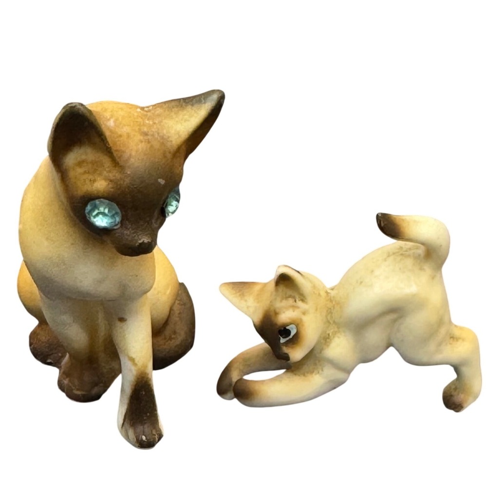 Vintage Siamese Cat and Kitten Ceramic Figurines Blue Rhinestone Eyes Set of 2